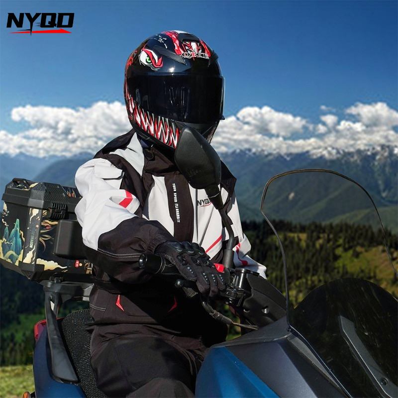 Kombinezon motocyklowy przeciw – Motorcycle Gear Full Set recenzja i cena